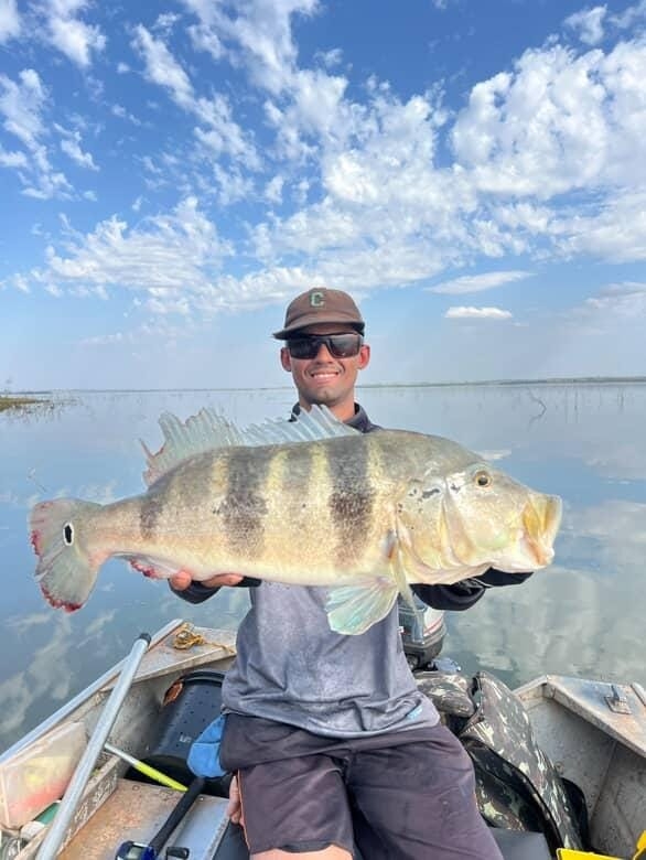 Galeria pesca-esportiva-no-rio-tiete